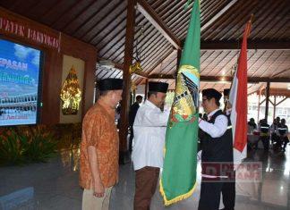 Bupati Husein Lepas 1. 204 Calon Haji Banyumas