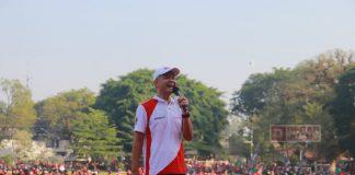 Ingatkan Jaga Kesehatan, Ganjar Pranowo Ajak Masyarakat Grobogan Jalan Sehat