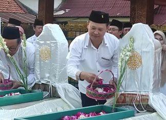 Jelang Grebeg Besar, Ketua DPRD Demak Bersama Forkopimda Ziarah ke Makam Raja Demak dan Sunan Kalijaga