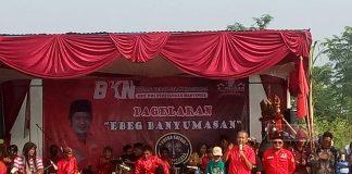 Peringati Bulan Bung Karno, Junaedi Darmawan Gelar Pagelaran Ebeg Banyumasan