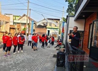 Pudjo Ikuti Senam Sicita dan Gotong Royong Pembangunan Beton di Karangduwet