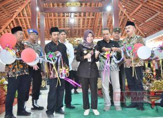 Rista Hadiri Tasyakuran Merdi Bumi dan Peresmian Gedung Balai Kemasyarakatan di Desa Kalijering