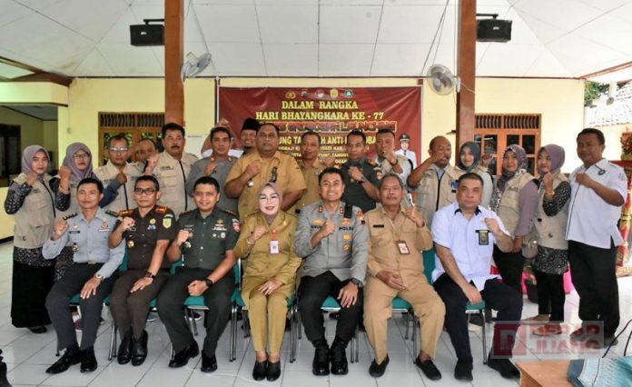 Sri Sumarni Launching Kampung Tangguh Anti Narkoba Peringati Hari Bhayangkara