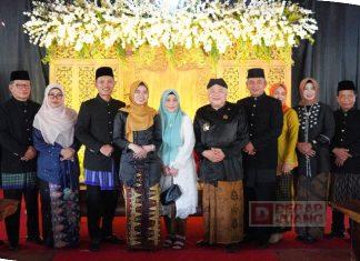 Mbak Eisti Pimpin Tradisi Penyerahan Abon-abon Minyak Jamas dari Keraton Surakarta