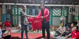 Upaya Dukung Pengembangan Olahraga, Mas Bram Berikan Bantuan Bola Voli
