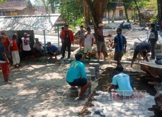 Upaya Majukan Wisata Grobogan, Dimas Berikan Bantuan Material di Sendang Termas