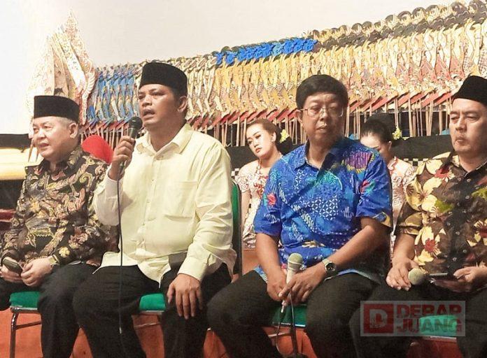 Gelar Sosialisasi Publik, Riswadi dan Hendrawan Ajak UMKM Melek Digital.