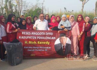 Penuhi Janji Reses, Kenedi Beri Sound System Untuk Kelompok Senam