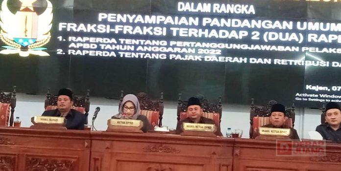 Hadiri Rapat Paripurna, Riswadi Apresiasi Capaian WTP Pemkab Pekalongan.