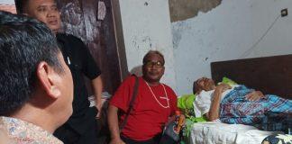 Jenguk Mas Turnya, DPC Partai Upayakan Percepat Rujukan ke RS Kariyadi