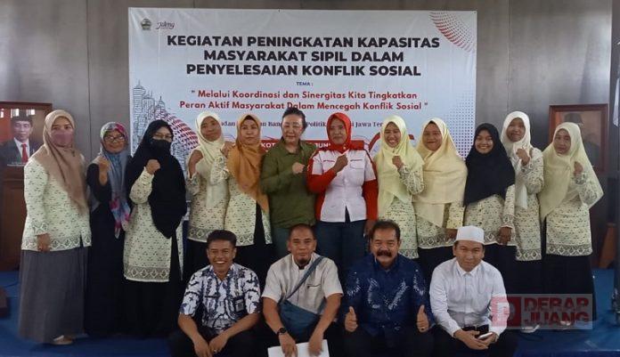 Narasumberi Giat Kesbangpol, dr. Messy Ingatkan Pemilu Damai 2024.