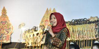Ristawati Hadiri Guyuban dan Pagelaran Wayang Kulit