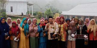 Perkuat Tenaga Marhaen, Ahmad Ridwan Terjun Bersama Dengar Keluhan Warga