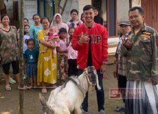 Momen Idul Adha, Adang Kuncoro Berikan Hewan Qurban ke Desa Binaan