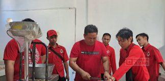 DPC PDI Perjuangan Pati Salurkan Daging Hewan Kurban