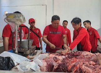 DPC PDI Perjuangan Pati Salurkan Daging Hewan Kurban
