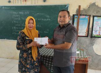 Dodiek Prasetyo Serahkan Bantuan PIP Bagi 30 Siswa SD Negeri Sidosari