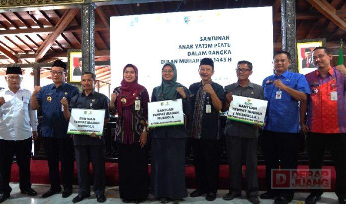 Pemkab Demak Berikan Santunan Yatim Piatu di Bulan Muharram 1445