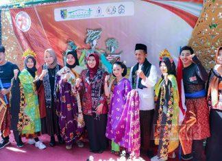 Sambut HUT RI, Bupati Demak Apresiasi Penuh Lomba Fashion Show Batik Demak