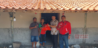 Tekan Angka Kemiskinan, Heru Santosa Salurkan Bantuan Sembako