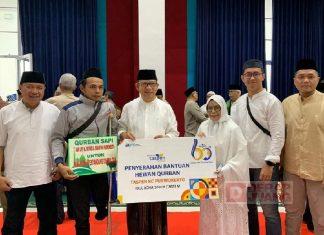 Husein Serahkan Hewan Kurban dari PT Taspen untuk NPCI