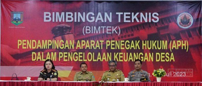 Buka Bimtek Kades, Ngesti Nugraha: Taati Aturan Penggunaan APBDes