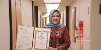 Sri Mulyani Raih Penghargaan Satyalancana Wira Karya