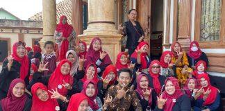 Yoga Dwi Sambodho: Kaum Perempuan Berpartai Itu Hebat