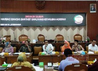 Wawan Pimpin Giat Public Hearing Pembahasan Raperda