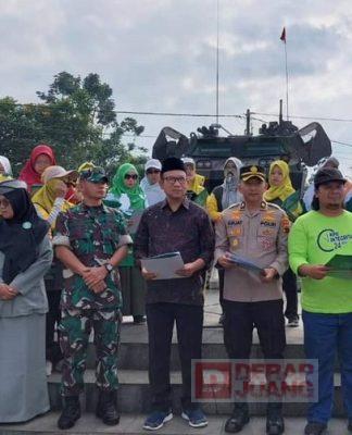 Bupati Banyumas dan Fatayat NU Kompak Gelar Senam Massal
