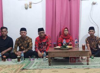 Sri Rejeki Dapat Hadiah Lagu dari Warga Nglarangan