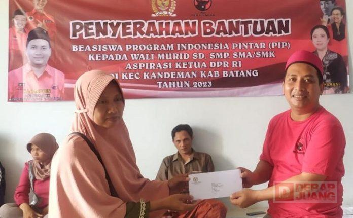 Kaharudin Serahkan Beasiswa PIP Apirasi Mbak Puan ke Wilayah Ampuannya
