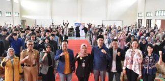 Ristawati Buka Talkshow Kewirausahaan dan Bazar UMKM