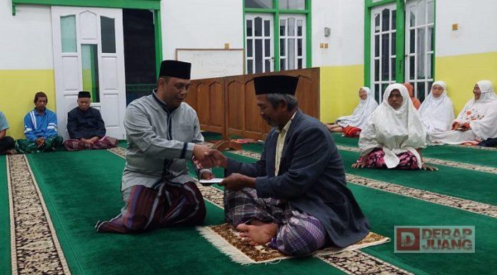 Perkuat Akar Rumput, Bagas Safari Subuh Dengan Warga Setempat
