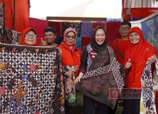 Bu Tiwi Dorong Pemulihan Ekonomi Melalui Produk Unggulan