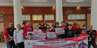 Sri Sumarni Beri Tali Asih Tuk Atlet Difabel Berprestasi