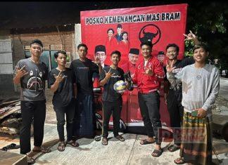 Dorong Pemuda Kedungjati Berolahraga, Mas Bram Berikan Set Peralatan Voli