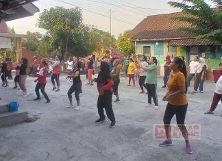 Triana Gelar Senam SICITA Dengan Meriah Bersama Ibu-ibu Ngambakrejo
