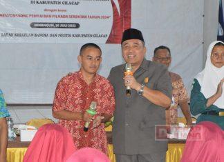 Taufik Nurhidayat Beri Edukasi Politik untuk Pemilih Pemula