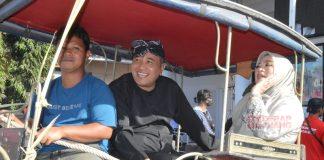 Taufik Nurhidayat Hadiri Tradisi Sedekah Laut di Teluk Penyu