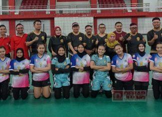 Sri Sumarni Ikuti Antusias Fun Game Voli Bersama Forkopimda