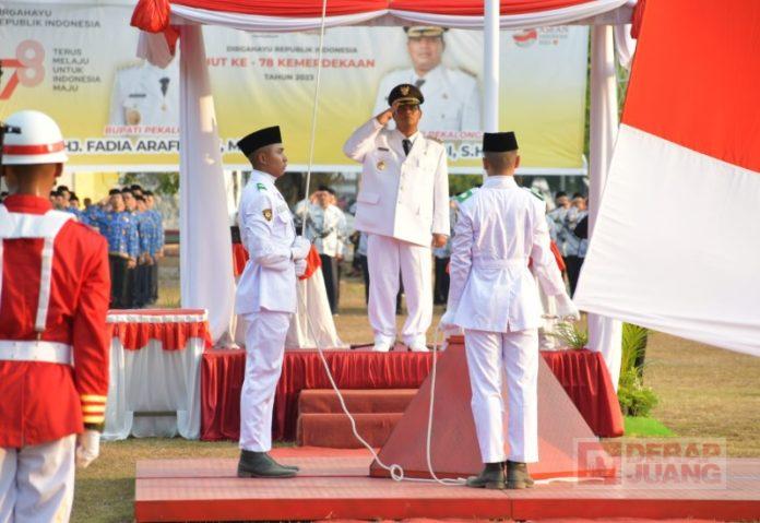 HUT 78 RI, Riswadi Jadi Inspektur Upacara Aubade Penurunan Bendera Merah Putih