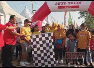 Jalan Sehat Bowe Expo, Riswadi Berikan Hadiah Sepeda Motor