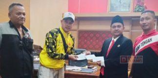 Sumar Rosul Beri Bonus Atlet Kickboxing Peraih Medali Porprov