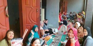 Temui Warga Kelurahan Panggung, Ratna Mengajak Perempuan Ambil Peran di Politik