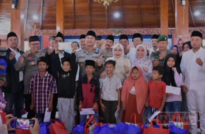 Sri Sumarni Hadiri Santunan 1.150 Yatim Piatu Oleh BAZNAS Grobogan
