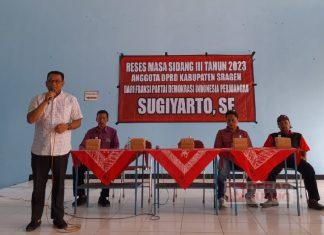 Sugiyarto dan Mbak Wulan Kompak Serahkan Bantuan PIP