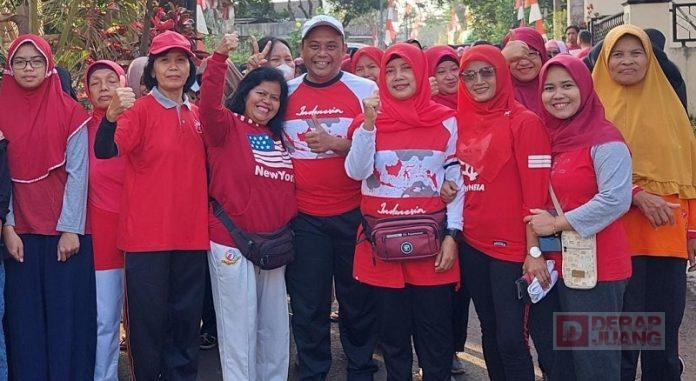 Meriahkan HUT RI ke-78, Bagas Buka Jalan Santai Bersama Warga Sekitar