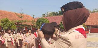 Lusia Indah Pimpin Penerimaan Tamu Ambalan di SMA Negeri 1 Godong
