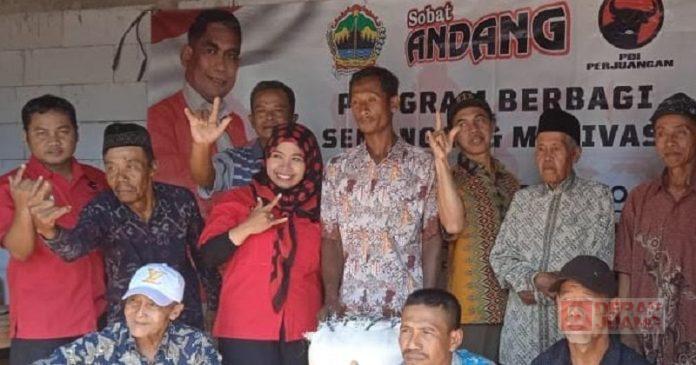 Siti Salurkan Gabah Kering dari Andang Bagi Gapoktan Sadono Asih